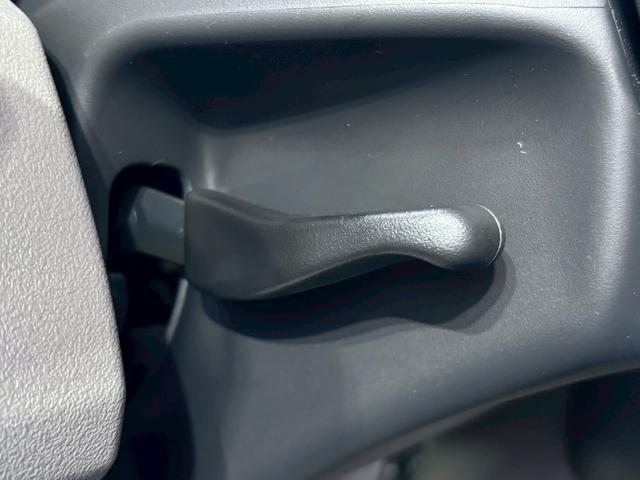 N-BOXジョイ ベースグレード バックカメラ 両側スライド・片側電動 クリアランスソナー オートクルーズコントロール レーンアシスト 衝突被害軽減システム オートライト LEDヘッドランプ スマートキー アイドリングストップ(31枚目)