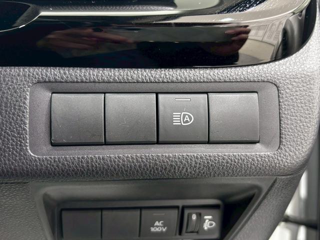 アクア X バックカメラ ナビ オートクルーズコントロール レーンアシスト 衝突被害軽減システム アルミホイール オートマチックハイビーム オートライト LEDヘッドランプ スマートキー 電動格納ミラー(13枚目)