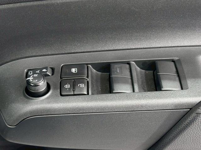 アクア X バックカメラ ナビ オートクルーズコントロール レーンアシスト 衝突被害軽減システム アルミホイール オートマチックハイビーム オートライト LEDヘッドランプ スマートキー 電動格納ミラー(15枚目)