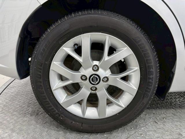 すぐにご来店頂けない場合や遠方にお住まいの方、車両状態の詳細が知りたい方はお気軽にご連絡下さい♪