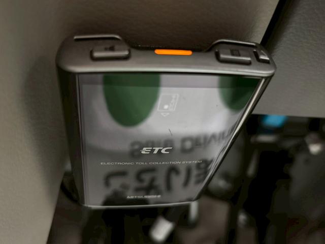 高速走行もスムーズにお支払いが可能な【ＥＴＣ】ご納車までにセットアップを行い、ご納車時にはご利用いただけるようにいたします。
