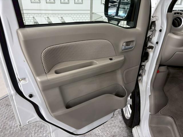 ご覧頂きまして誠に有難うございます！！是非ご来店して頂き、実際にご覧になって頂ければと思います。お客様からのご連絡をスタッフ一同、心よりお待ちしております