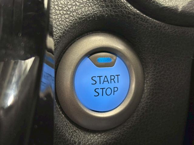 キーを携帯しているだけで、エンジンの始動が可能な装備です。プッシュスタートですのでエンジンの始動もボタンを押すだけです