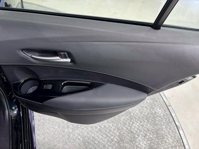 カローラツーリング ダブルバイビー　バックカメラ　ナビ　オートクルーズコントロール　レーンアシスト　衝突被害軽減システム　アルミホイール　オートマチックハイビーム　オートライト　ＬＥＤヘッドランプ　スマートキー　電動格納ミラー　ＣＶＴ（29枚目）