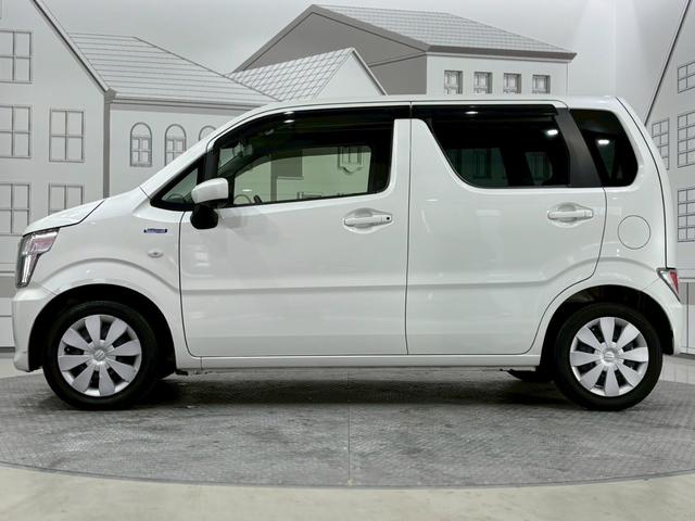 ワゴンＲ ハイブリッドＦＸ　４ＷＤ　全周囲カメラ　ナビ　ＴＶ　レーンアシスト　衝突被害軽減システム　オートライト　スマートキー　アイドリングストップ　電動格納ミラー　シートヒーター　ベンチシート　ＣＶＴ　盗難防止システム　ＡＢＳ（16枚目）