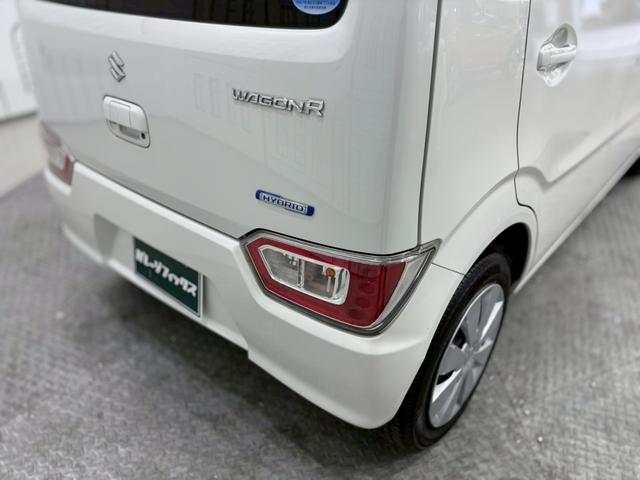 ワゴンＲ ハイブリッドＦＸ　４ＷＤ　全周囲カメラ　ナビ　ＴＶ　レーンアシスト　衝突被害軽減システム　オートライト　スマートキー　アイドリングストップ　電動格納ミラー　シートヒーター　ベンチシート　ＣＶＴ　盗難防止システム　ＡＢＳ（28枚目）