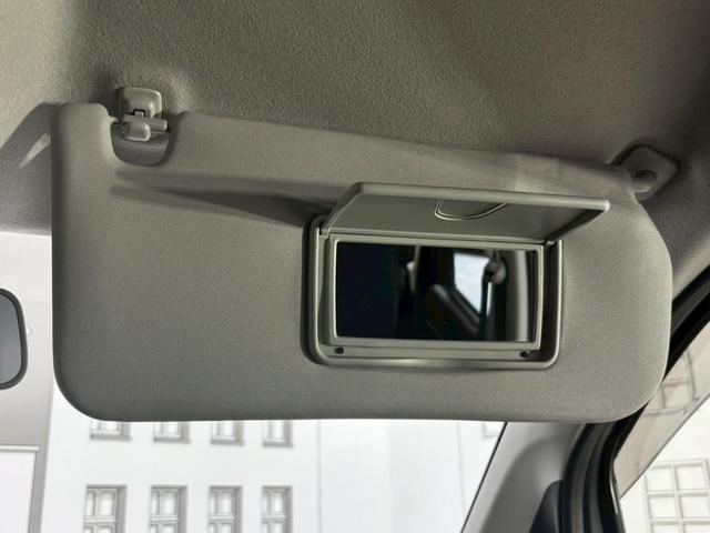 ワゴンＲ ハイブリッドＦＸ　４ＷＤ　全周囲カメラ　ナビ　ＴＶ　レーンアシスト　衝突被害軽減システム　オートライト　スマートキー　アイドリングストップ　電動格納ミラー　シートヒーター　ベンチシート　ＣＶＴ　盗難防止システム　ＡＢＳ（35枚目）