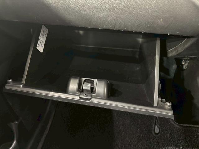 ワゴンＲ ハイブリッドＦＸ　４ＷＤ　全周囲カメラ　ナビ　ＴＶ　レーンアシスト　衝突被害軽減システム　オートライト　スマートキー　アイドリングストップ　電動格納ミラー　シートヒーター　ベンチシート　ＣＶＴ　盗難防止システム　ＡＢＳ（42枚目）