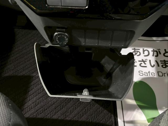 ルーミー カスタムＧ　ドライブレコーダー　バックカメラ　ナビ　ＴＶ　両側電動スライドドア　クリアランスソナー　オートクルーズコントロール　衝突被害軽減システム　アルミホイール　オートライト　ＬＥＤヘッドランプ　スマートキー（30枚目）
