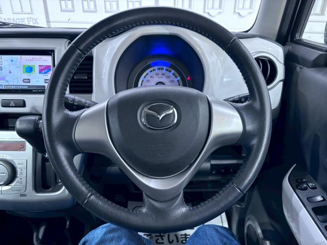 フレアクロスオーバー ＸＳ　ＥＴＣ　バックカメラ　ナビ　ＴＶ　衝突被害軽減システム　オートライト　ＨＩＤ　スマートキー　アイドリングストップ　電動格納ミラー　シートヒーター　ベンチシート　ＣＶＴ　ＡＢＳ　ＥＳＣ　ＣＤ　ＤＶＤ再生（3枚目）