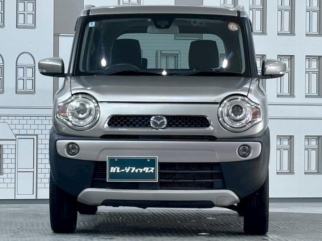 フレアクロスオーバー ＸＳ　ＥＴＣ　バックカメラ　ナビ　ＴＶ　衝突被害軽減システム　オートライト　ＨＩＤ　スマートキー　アイドリングストップ　電動格納ミラー　シートヒーター　ベンチシート　ＣＶＴ　ＡＢＳ　ＥＳＣ　ＣＤ　ＤＶＤ再生（12枚目）