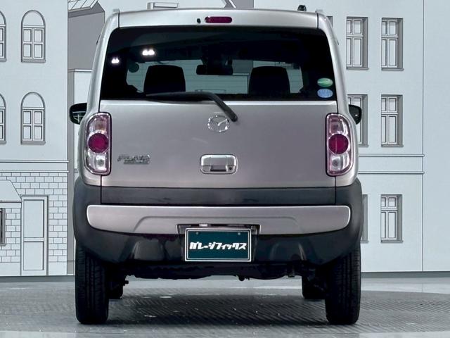 フレアクロスオーバー ＸＳ　ＥＴＣ　バックカメラ　ナビ　ＴＶ　衝突被害軽減システム　オートライト　ＨＩＤ　スマートキー　アイドリングストップ　電動格納ミラー　シートヒーター　ベンチシート　ＣＶＴ　ＡＢＳ　ＥＳＣ　ＣＤ　ＤＶＤ再生（15枚目）