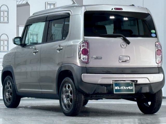 フレアクロスオーバー ＸＳ　ＥＴＣ　バックカメラ　ナビ　ＴＶ　衝突被害軽減システム　オートライト　ＨＩＤ　スマートキー　アイドリングストップ　電動格納ミラー　シートヒーター　ベンチシート　ＣＶＴ　ＡＢＳ　ＥＳＣ　ＣＤ　ＤＶＤ再生（16枚目）