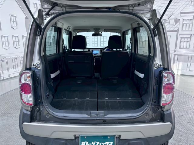 フレアクロスオーバー ＸＳ　ＥＴＣ　バックカメラ　ナビ　ＴＶ　衝突被害軽減システム　オートライト　ＨＩＤ　スマートキー　アイドリングストップ　電動格納ミラー　シートヒーター　ベンチシート　ＣＶＴ　ＡＢＳ　ＥＳＣ　ＣＤ　ＤＶＤ再生（17枚目）