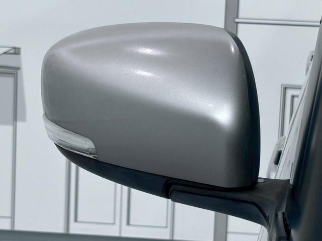 フレアクロスオーバー ＸＳ　ＥＴＣ　バックカメラ　ナビ　ＴＶ　衝突被害軽減システム　オートライト　ＨＩＤ　スマートキー　アイドリングストップ　電動格納ミラー　シートヒーター　ベンチシート　ＣＶＴ　ＡＢＳ　ＥＳＣ　ＣＤ　ＤＶＤ再生（22枚目）