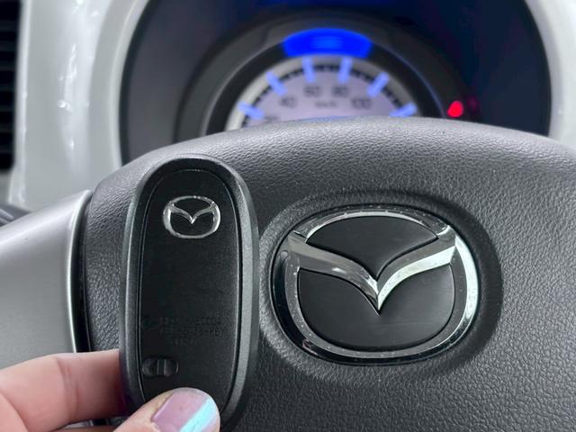 フレアクロスオーバー ＸＳ　ＥＴＣ　バックカメラ　ナビ　ＴＶ　衝突被害軽減システム　オートライト　ＨＩＤ　スマートキー　アイドリングストップ　電動格納ミラー　シートヒーター　ベンチシート　ＣＶＴ　ＡＢＳ　ＥＳＣ　ＣＤ　ＤＶＤ再生（33枚目）