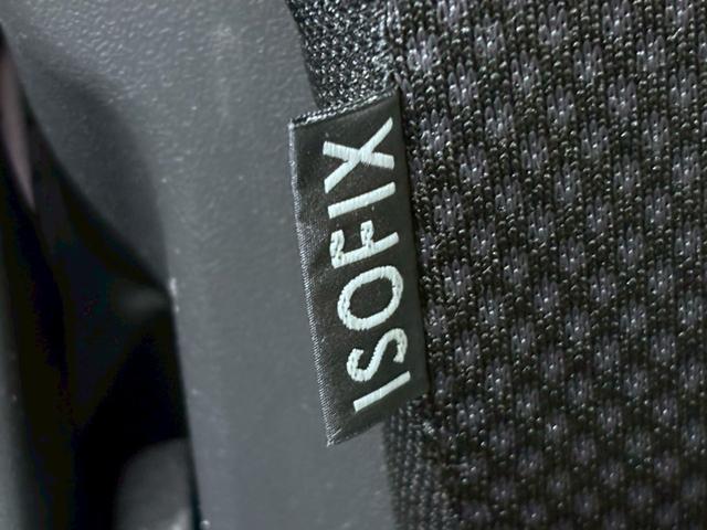 フレアクロスオーバー ＸＳ　ＥＴＣ　バックカメラ　ナビ　ＴＶ　衝突被害軽減システム　オートライト　ＨＩＤ　スマートキー　アイドリングストップ　電動格納ミラー　シートヒーター　ベンチシート　ＣＶＴ　ＡＢＳ　ＥＳＣ　ＣＤ　ＤＶＤ再生（38枚目）