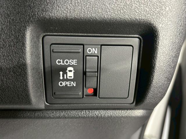 Ｎ－ＢＯＸカスタム ベースグレード　４ＷＤ　バックカメラ　両側スライド・片側電動　クリアランスソナー　オートクルーズコントロール　レーンアシスト　衝突被害軽減システム　オートライト　ＬＥＤヘッドランプ　スマートキー　アイドリングストップ（5枚目）