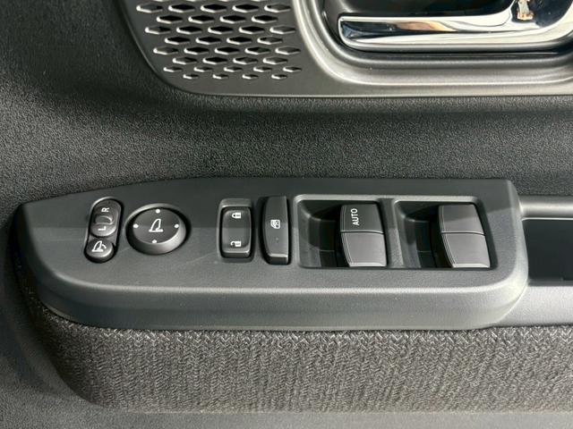 Ｎ－ＢＯＸカスタム ベースグレード　４ＷＤ　バックカメラ　両側スライド・片側電動　クリアランスソナー　オートクルーズコントロール　レーンアシスト　衝突被害軽減システム　オートライト　ＬＥＤヘッドランプ　スマートキー　アイドリングストップ（11枚目）