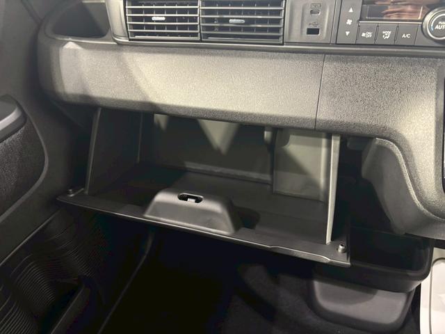 Ｎ－ＢＯＸカスタム ベースグレード　４ＷＤ　バックカメラ　両側スライド・片側電動　クリアランスソナー　オートクルーズコントロール　レーンアシスト　衝突被害軽減システム　オートライト　ＬＥＤヘッドランプ　スマートキー　アイドリングストップ（38枚目）