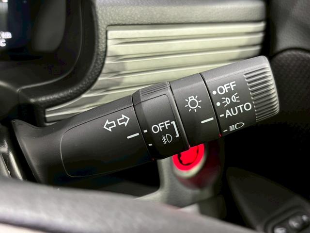 Ｎ－ＶＡＮ ファン・ターボ　ＣＶＴ　衝突被害軽減システム　クリアランスソナー　オートクルーズコントロール　レーンアシスト　バックカメラ　両側スライドドア　スマートキー　アイドリングストップ　電動格納ミラー　オートライト（11枚目）