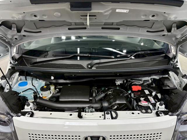 N-BOX ベースグレード 4WD バックカメラ 両側スライド・片側電動 クリアランスソナー オートクルーズコントロール レーンアシスト 衝突被害軽減システム オートライト LEDヘッドランプ スマートキー アイドリングストップ(19枚目)