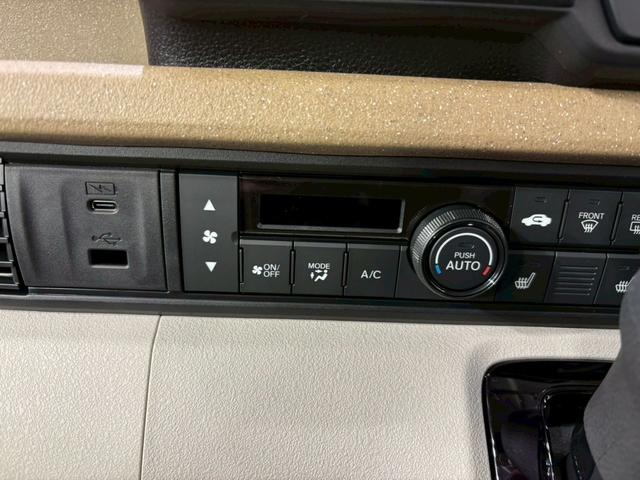 N-BOX ベースグレード 4WD バックカメラ 両側スライド・片側電動 クリアランスソナー オートクルーズコントロール レーンアシスト 衝突被害軽減システム オートライト LEDヘッドランプ スマートキー アイドリングストップ(44枚目)