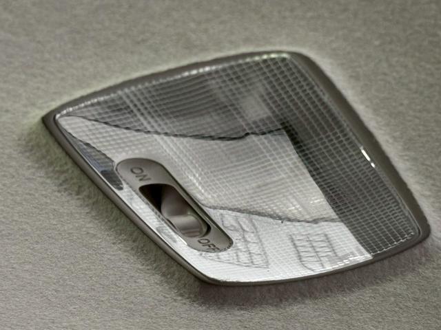 N-BOX ベースグレード 4WD バックカメラ 両側スライド・片側電動 クリアランスソナー オートクルーズコントロール レーンアシスト 衝突被害軽減システム オートライト LEDヘッドランプ スマートキー アイドリングストップ(32枚目)