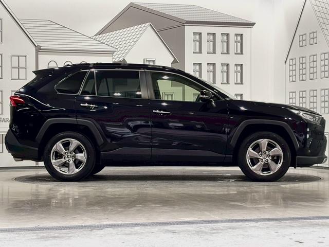 ＲＡＶ４ Ｇ　４ＷＤ　ドライブレコーダー　ＥＴＣ　全周囲カメラ　クリアランスソナー　オートクルーズコントロール　レーンアシスト　パワーシート　衝突被害軽減システム　ナビ　オートマチックハイビーム　オートライト（13枚目）