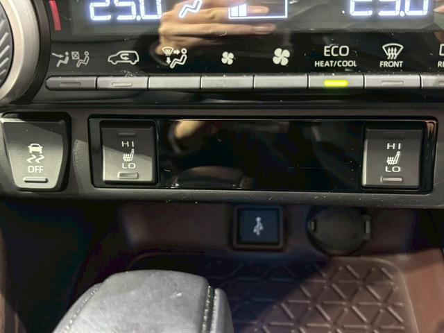 ＲＡＶ４ Ｇ　４ＷＤ　ドライブレコーダー　ＥＴＣ　全周囲カメラ　クリアランスソナー　オートクルーズコントロール　レーンアシスト　パワーシート　衝突被害軽減システム　ナビ　オートマチックハイビーム　オートライト（36枚目）