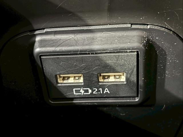 ＲＡＶ４ Ｇ　４ＷＤ　ドライブレコーダー　ＥＴＣ　全周囲カメラ　クリアランスソナー　オートクルーズコントロール　レーンアシスト　パワーシート　衝突被害軽減システム　ナビ　オートマチックハイビーム　オートライト（40枚目）