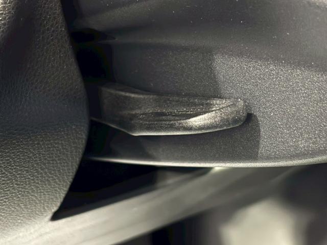 ＲＡＶ４ Ｇ　４ＷＤ　ドライブレコーダー　ＥＴＣ　全周囲カメラ　クリアランスソナー　オートクルーズコントロール　レーンアシスト　パワーシート　衝突被害軽減システム　ナビ　オートマチックハイビーム　オートライト（55枚目）