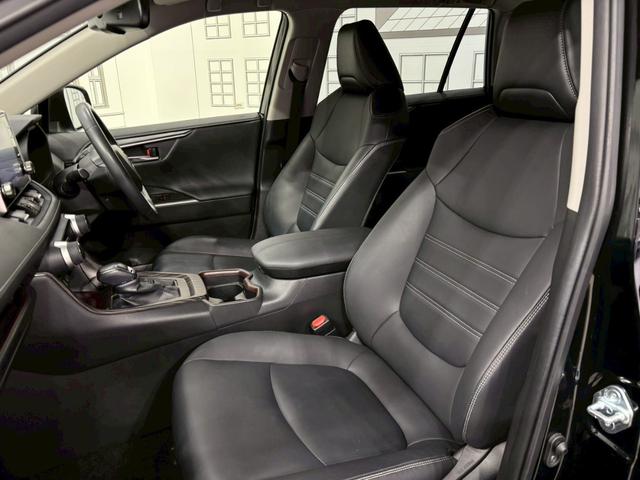 ＲＡＶ４ Ｇ　４ＷＤ　ドライブレコーダー　ＥＴＣ　全周囲カメラ　クリアランスソナー　オートクルーズコントロール　レーンアシスト　パワーシート　衝突被害軽減システム　ナビ　オートマチックハイビーム　オートライト（56枚目）