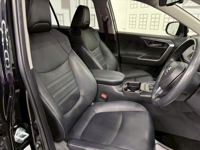ＲＡＶ４ Ｇ　４ＷＤ　ドライブレコーダー　ＥＴＣ　全周囲カメラ　クリアランスソナー　オートクルーズコントロール　レーンアシスト　パワーシート　衝突被害軽減システム　ナビ　オートマチックハイビーム　オートライト（57枚目）