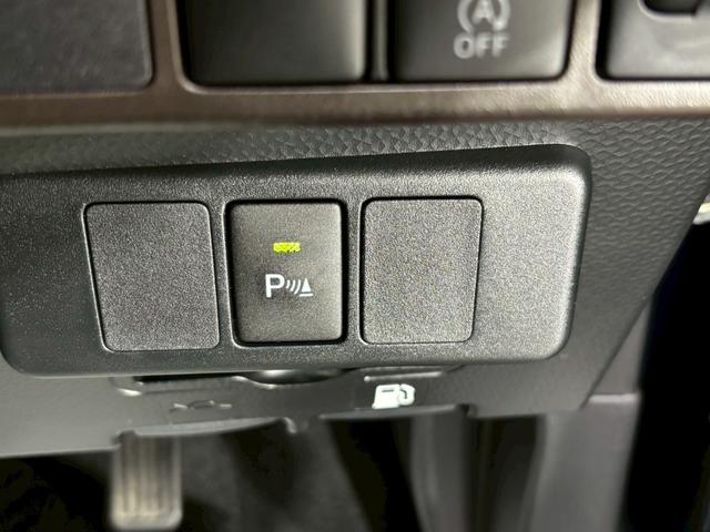 クリアランスソナー付きなので障害物をセンサーで感知し、ドライバーに衝突の危険を知らせてくれます☆