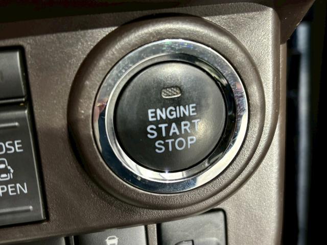 プッシュエンジンスタートシステム、エンジン始動・停止をワンタッチで行うことができます。