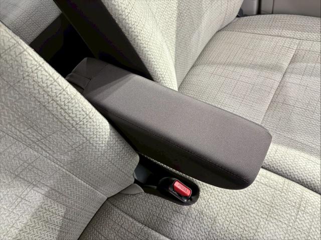 eKワゴン M クリアランスソナー レーンアシスト 衝突被害軽減システム オートライト キーレスエントリー アイドリングストップ 電動格納ミラー シートヒーター ベンチシート CVT 盗難防止システム ABS ESC(42枚目)