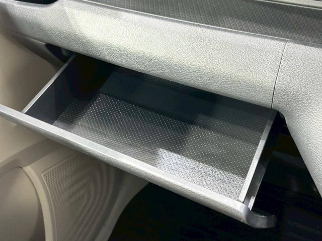 eKワゴン M クリアランスソナー レーンアシスト 衝突被害軽減システム オートライト キーレスエントリー アイドリングストップ 電動格納ミラー シートヒーター ベンチシート CVT 盗難防止システム ABS ESC(50枚目)