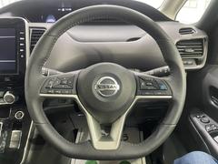 ハンドルの状態が悪いと運転に集中できませんよね。こちらの車、お気軽にお問い合わせください。 3