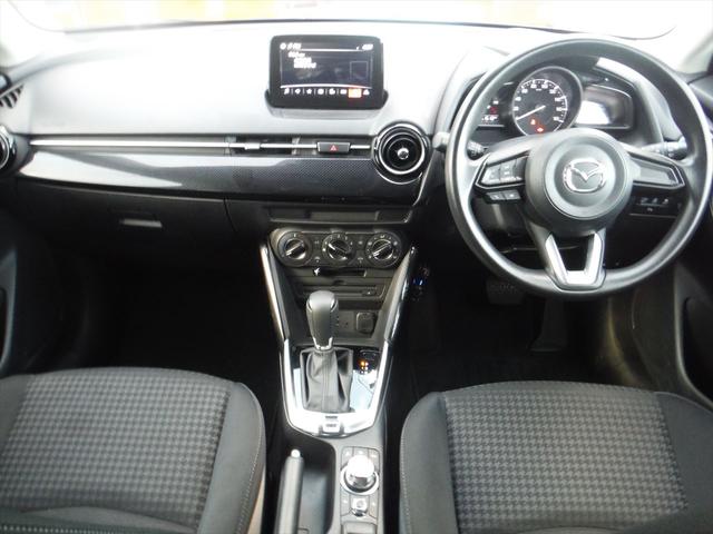 13S 4WD!禁煙!スマートシティブレーキサポート!メーカーナビ!BSM!パーキングセンサー!Bluetooth!USB!アドバンストキー!プッシュスタート!ETC!アイドリングストップ!スポーツモード!(18枚目)