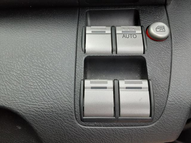 HDDナビエディション 4WD 純正HDDナビ DVD ミュージックサーバー バックカメラ ステアリングリモコン キーレス ETC ベンチシート(31枚目)