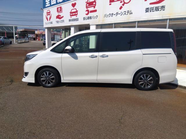 ＨＶ－Ｇｉ☆禁煙☆７人乗り☆修復歴無し☆走行３．５万Ｋｍ☆　☆ＴＲＤエアロ☆トヨタセーフティセンス☆９インチナビ☆フルセグＴＶ☆ＢＴ接続☆Ｂカメラ☆フリップダウンモニター☆黒革シート☆両側電動ドア☆クルコン☆シートヒーター☆スマートキー２個☆プッシュスタート☆(9枚目)