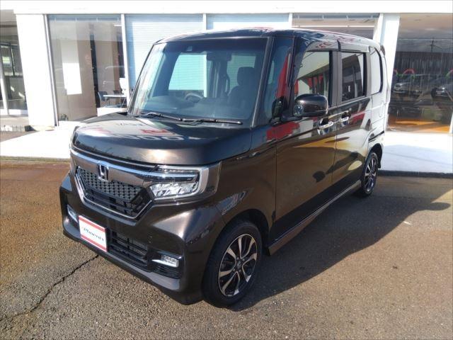 Ｎ－ＢＯＸカスタム Ｇ・Ｌホンダセンシング☆４ＷＤ☆内外装キレイ☆　☆ホンダセンシング☆純正８型ナビ☆フルセグＴＶ☆Ｂｌｕｅｔｏｏｔｈ☆Ｂカメラ☆衝突軽減ブレーキ☆レーダークルーズ☆両側電動ドア☆ＬＥＤヘッドライト＆フォグ☆シートヒーター☆スマートキー２個☆プッシュＳ（2枚目）