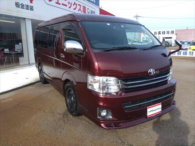 ハイエースワゴン ＧＬ☆４ＷＤ☆モデリスタ☆ナビ☆Ｂカメラ☆１５インチＡＷ☆　☆４ＷＤ☆１０人乗り☆モデリスタエアロ☆サイバーナビ☆フルセグＴＶ☆ＢＴオーディオ☆ＤＶＤ再生☆バックカメラ☆パワースライドドア☆黒革調シートカバー☆１５インチＡＷ☆キーレス☆（4枚目）