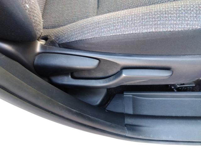 シエンタ ハイブリッド　ファンベースＸ☆５人乗り☆禁煙☆　☆ＳＤナビ☆Ｂｌｕｅｔｏｏｔｈ☆バックカメラ☆トヨタセーフティセンス☆パワースライドドア☆ドラレコ☆ＥＴＣ☆ＡＣ１００Ｖ電源☆キーレスエントリー☆禁煙☆５人乗り☆（29枚目）