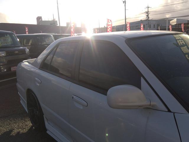 当社の展示車に走行距離や修復歴の虚偽は一切ありません◆距離が正確か確認する走行検索システムと厳正な基準を持つ第三者機関のＡＩＳ検査を全ての展示車で行い、基準クリアの厳選中古車のみをご提供しております◆