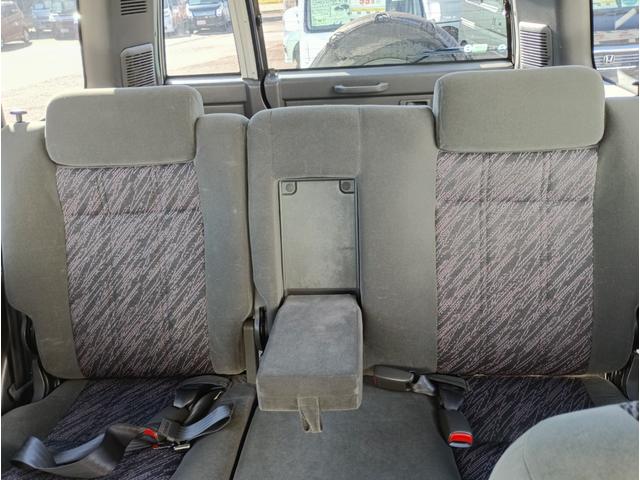 ビッグホーン ＸＳプレジール　ロング☆４ＷＤ☆禁煙☆修復歴無☆　☆ディーゼル☆ポータブルオーディオ☆ＴＶ☆バックカメラ☆ＥＴＣ☆サイドステップ☆背面タイヤ☆走行９．３万Ｋｍ☆修復歴無☆車検８年１２月☆（8枚目）