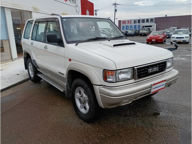 ビッグホーン ＸＳプレジール　ロング☆４ＷＤ☆禁煙☆修復歴無☆　☆ディーゼル☆ポータブルオーディオ☆ＴＶ☆バックカメラ☆ＥＴＣ☆サイドステップ☆背面タイヤ☆走行９．３万Ｋｍ☆修復歴無☆車検８年１２月☆（10枚目）