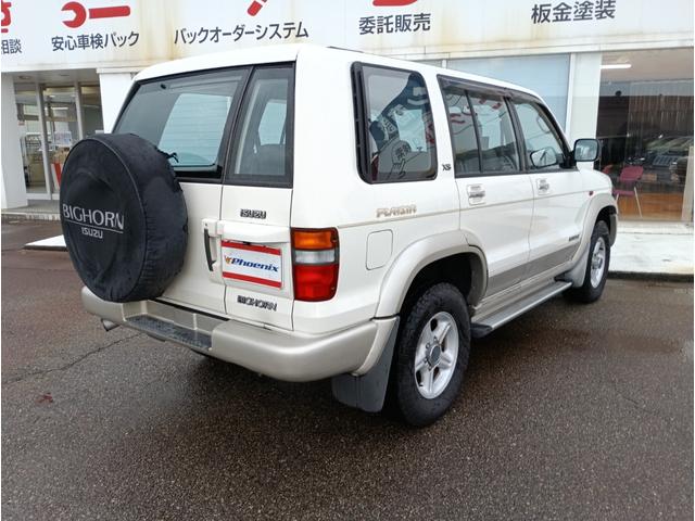 ビッグホーン ＸＳプレジール　ロング☆４ＷＤ☆禁煙☆修復歴無☆　☆ディーゼル☆ポータブルオーディオ☆ＴＶ☆バックカメラ☆ＥＴＣ☆サイドステップ☆背面タイヤ☆走行９．３万Ｋｍ☆修復歴無☆車検８年１２月☆（13枚目）