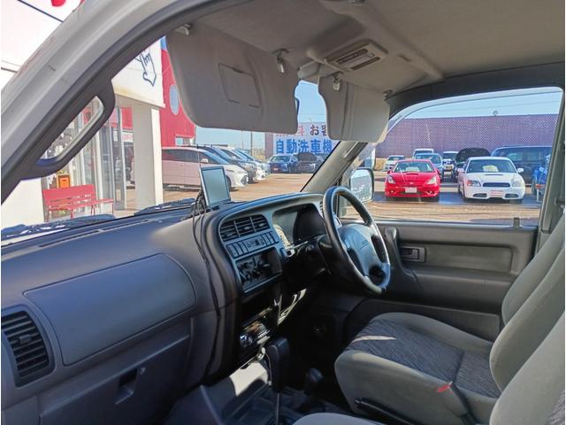 ビッグホーン ＸＳプレジール　ロング☆４ＷＤ☆禁煙☆修復歴無☆　☆ディーゼル☆ポータブルオーディオ☆ＴＶ☆バックカメラ☆ＥＴＣ☆サイドステップ☆背面タイヤ☆走行９．３万Ｋｍ☆修復歴無☆車検８年１２月☆（42枚目）